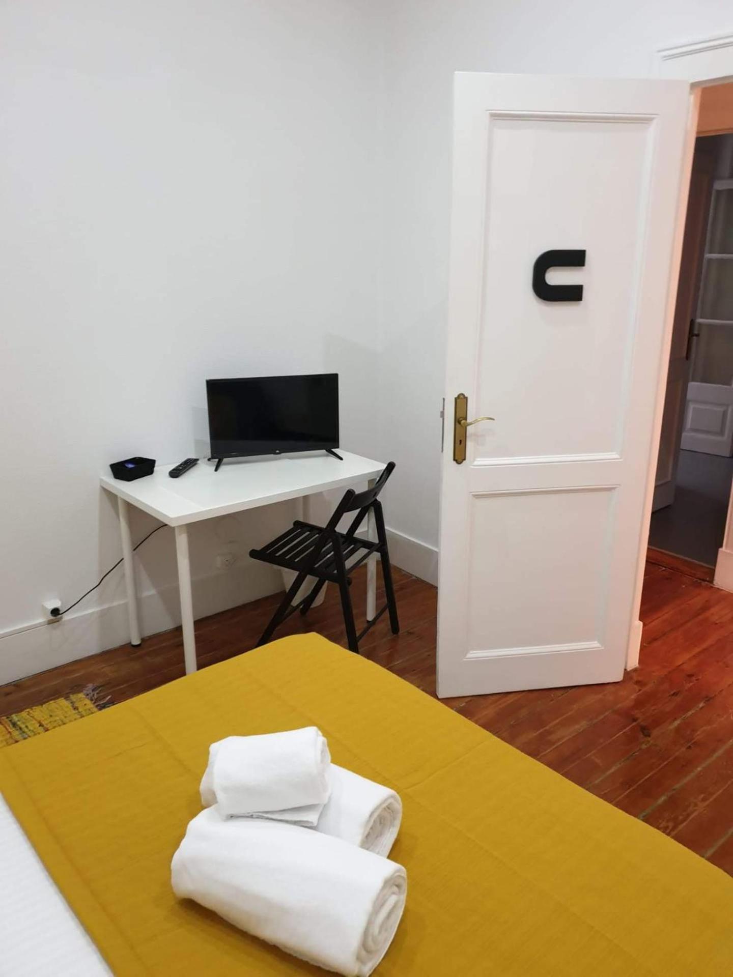 Almirante Guesthouse Lissabon Zimmer foto