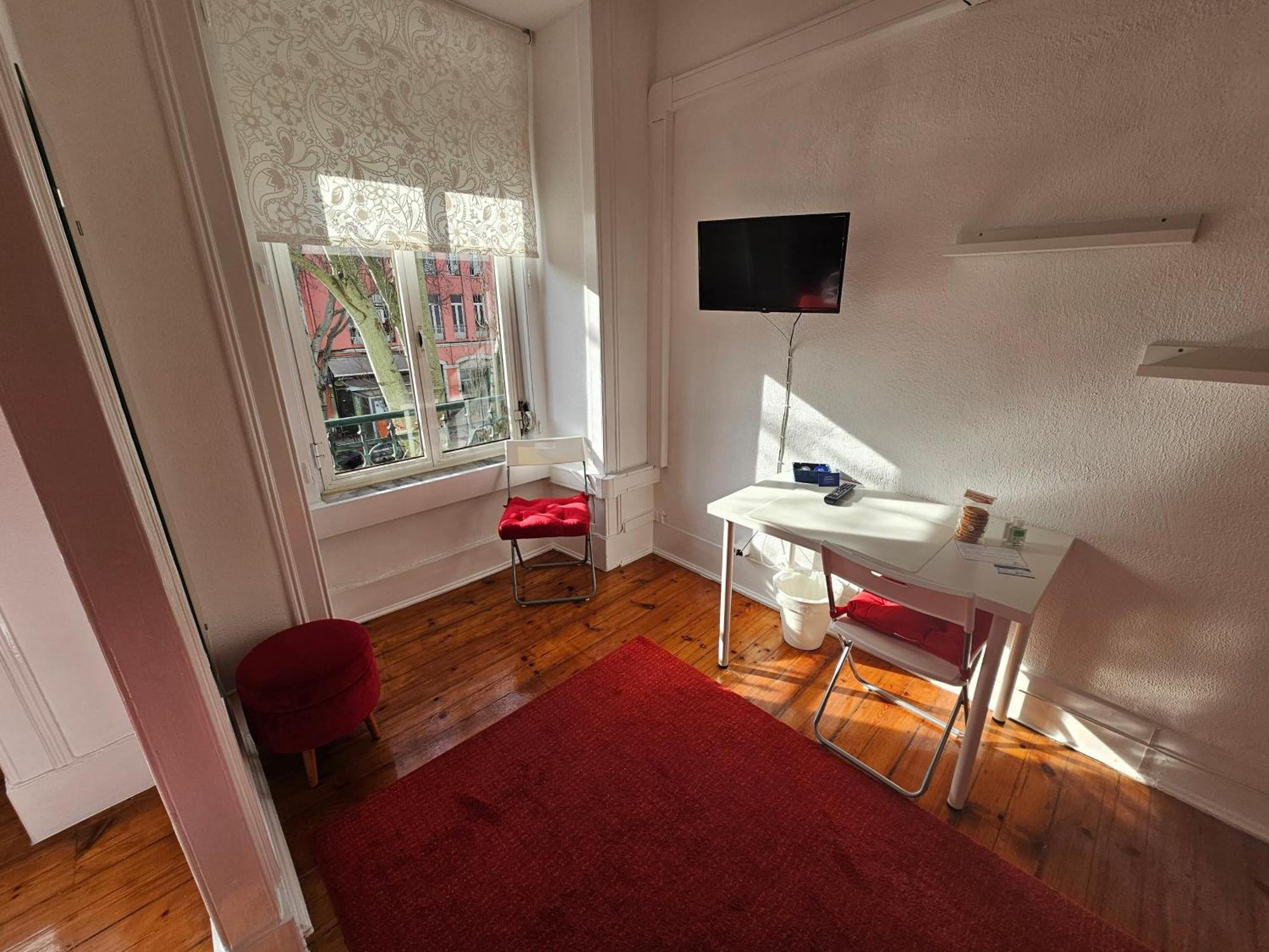 Almirante Guesthouse Lissabon Zimmer foto